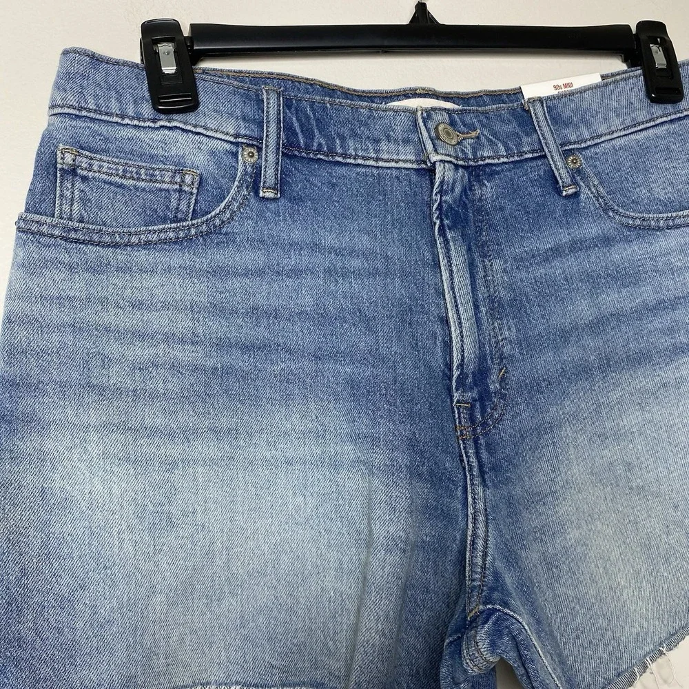 Lucky Brand Women's Sz 12/31 90s‎ Midi Shorts High Rise Raw Hem Medium Wash